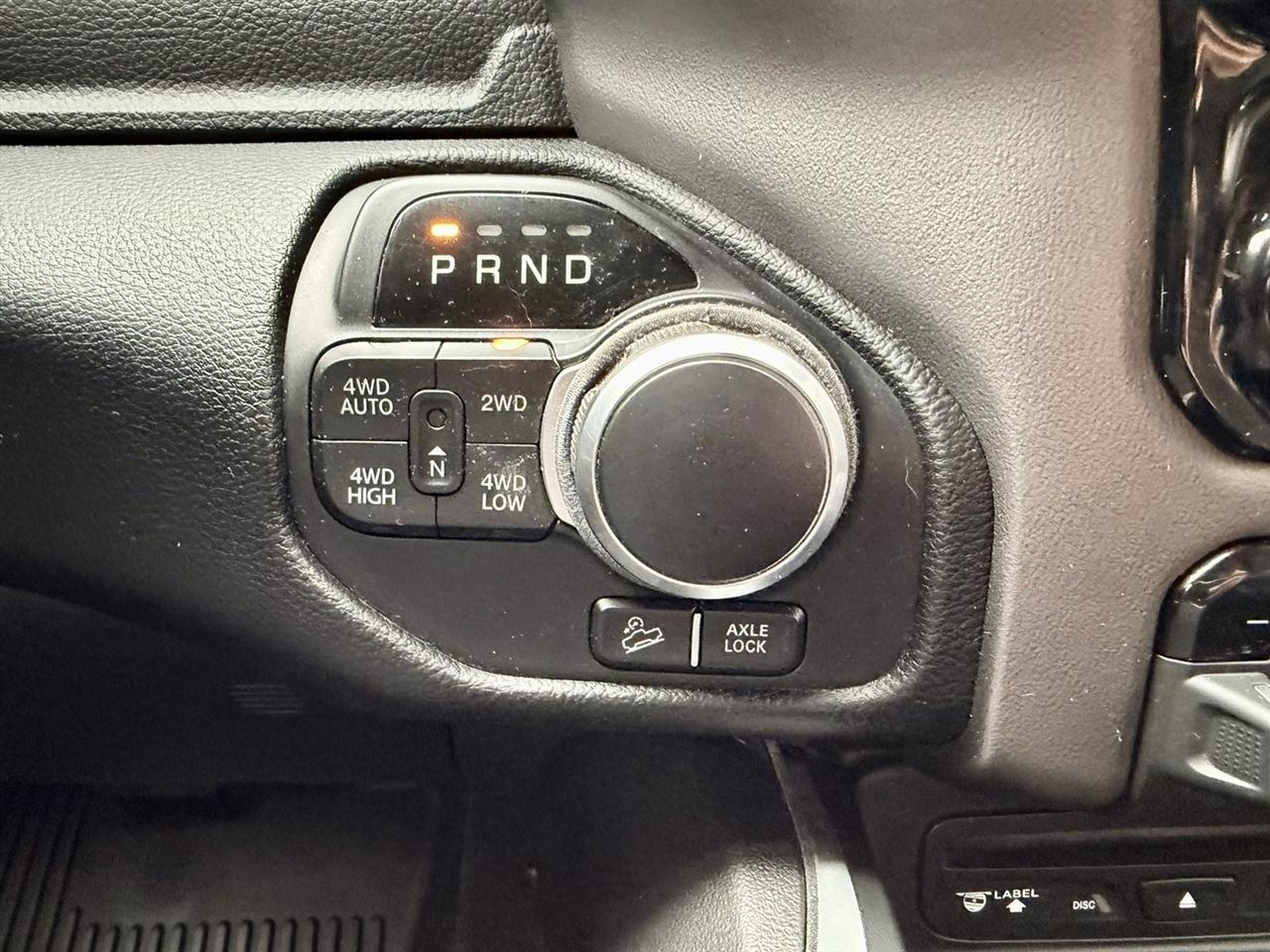 RAM 1500 Big Horn Crew Cab SWB 4WD 2019
