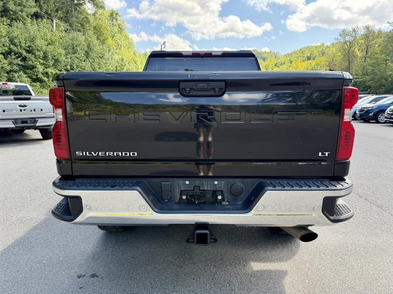 Chevrolet Silverado 2500HD LT Crew Cab Long Box 4WD 2024