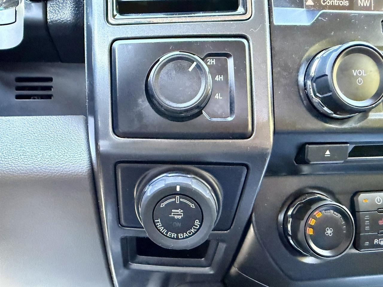 Ford F-150 XL SuperCrew 5.5-ft. Bed 4WD 2018
