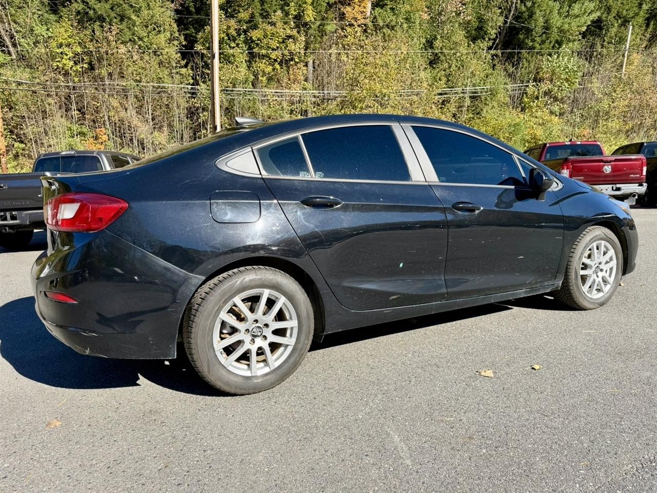 Chevrolet Cruze LS Auto 2018