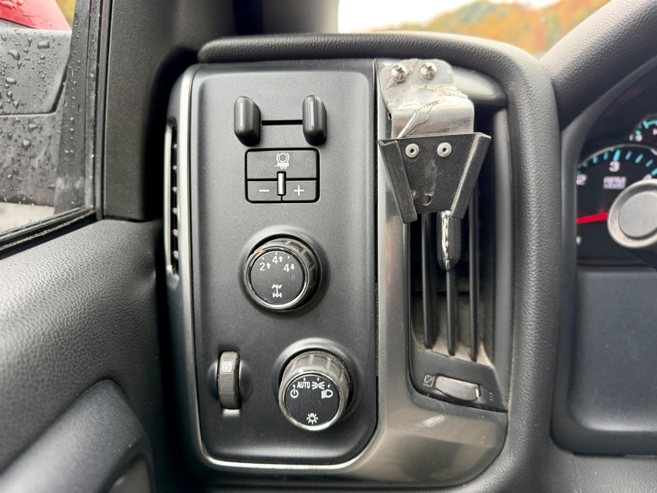 Chevrolet Silverado 2500HD LT Double Cab 4WD 2015
