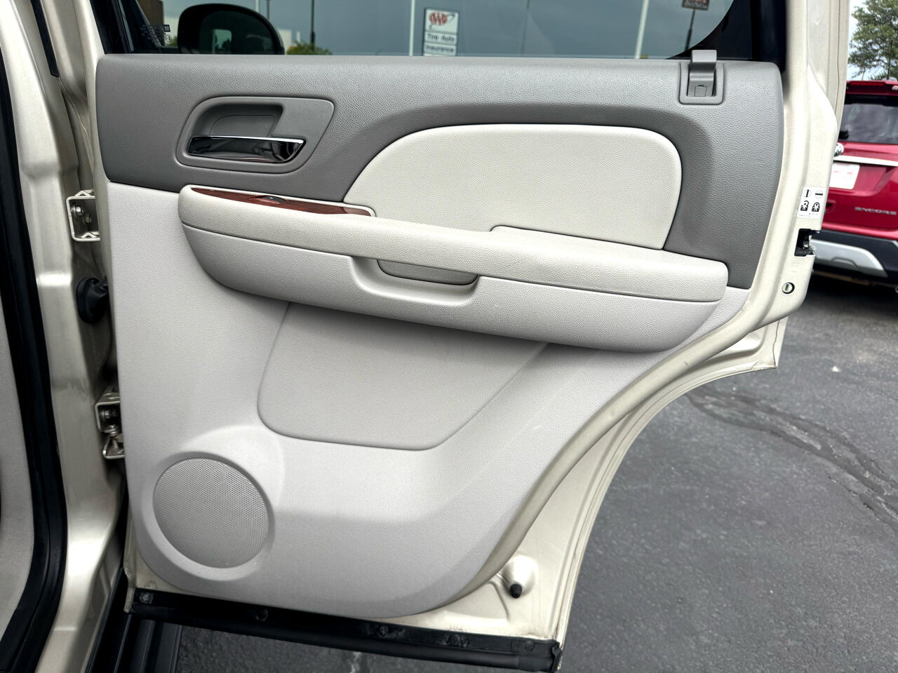 Chevrolet Tahoe LT 2WD 2013 Chevrolet Tahoe LT 2WD 2013