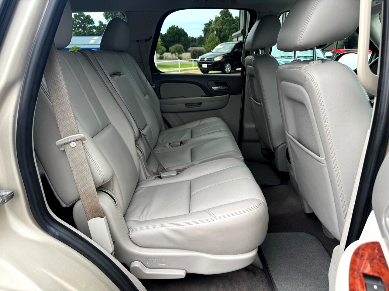 Chevrolet Tahoe LT 2WD 2013 Chevrolet Tahoe LT 2WD 2013