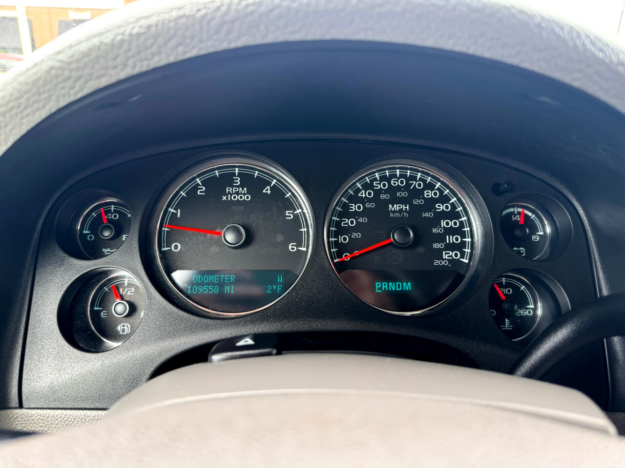 Chevrolet Tahoe LT 2WD 2013 Chevrolet Tahoe LT 2WD 2013