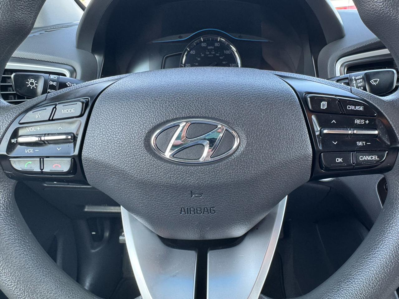 Hyundai Ioniq Hybrid Blue 2018 Hyundai Ioniq Hybrid Blue 2018