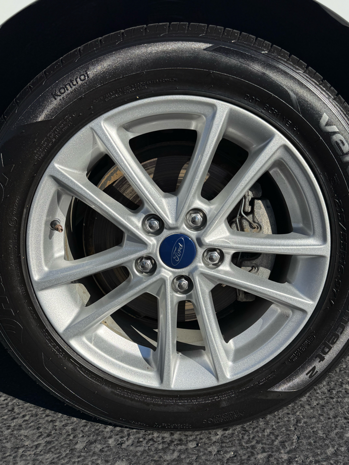 Ford Focus SE Sedan 2016 Ford Focus SE Sedan 2016