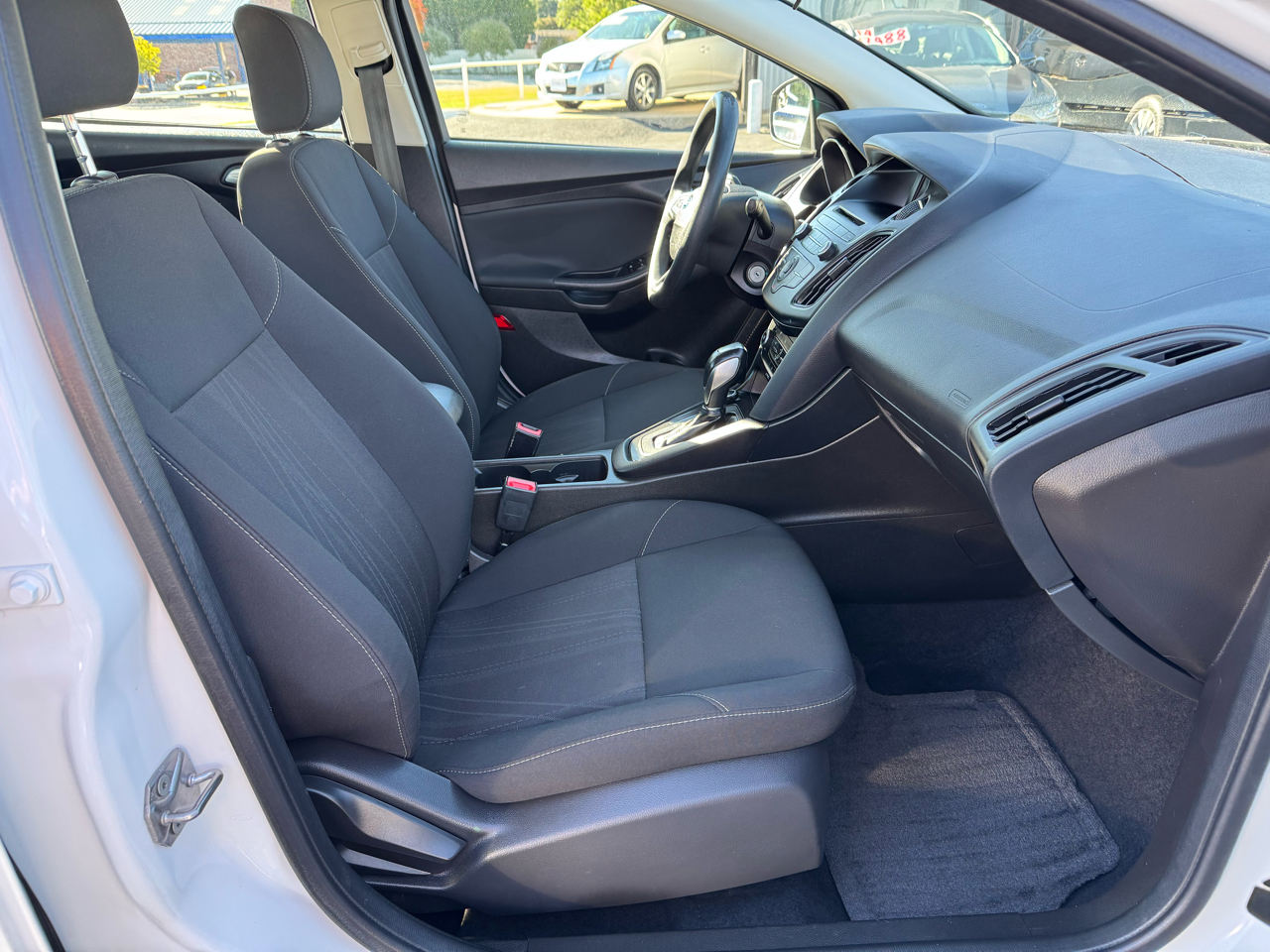 Ford Focus SE Sedan 2016 Ford Focus SE Sedan 2016