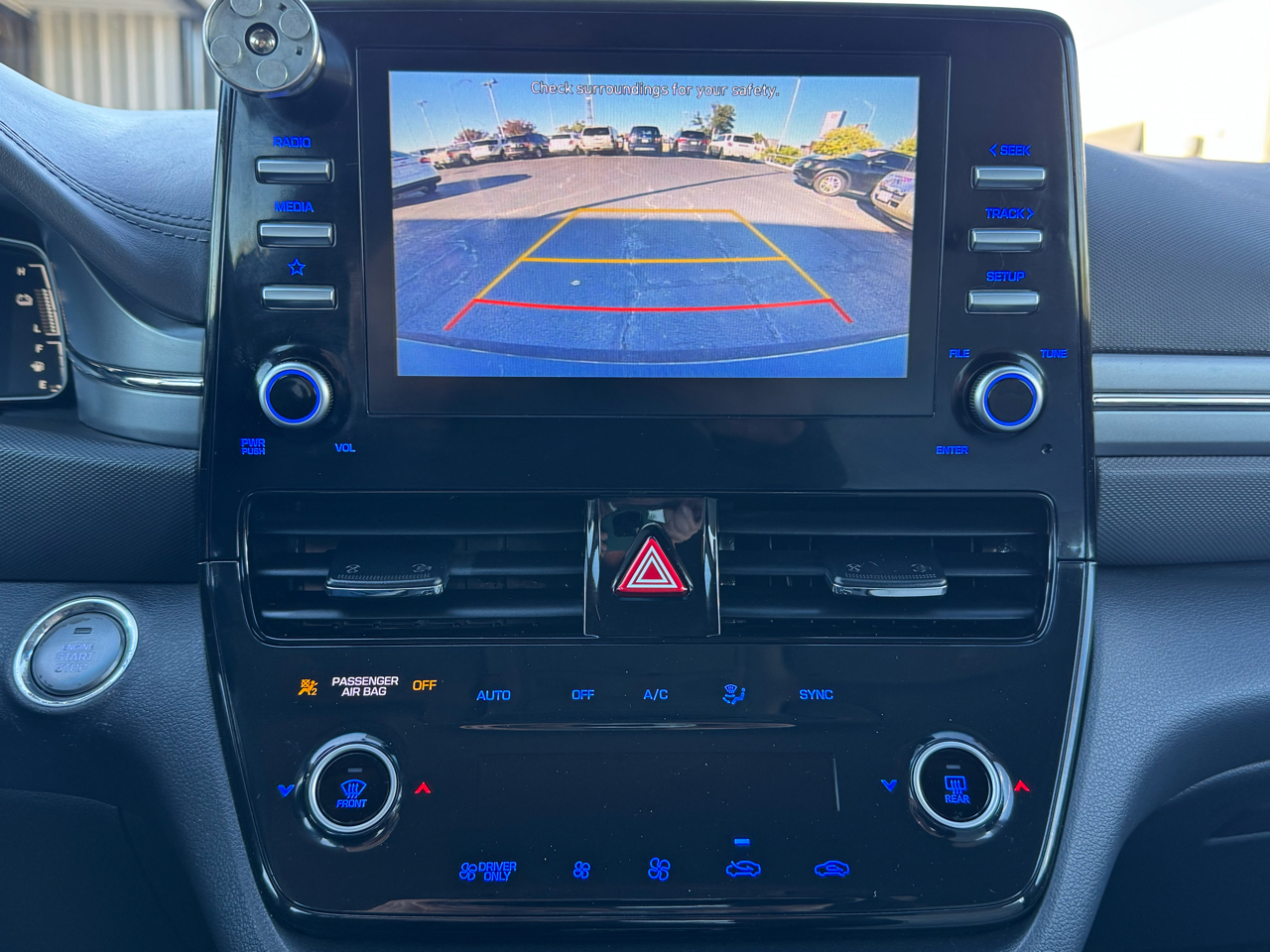 Hyundai Ioniq Hybrid Blue 2021 Hyundai Ioniq Hybrid Blue 2021