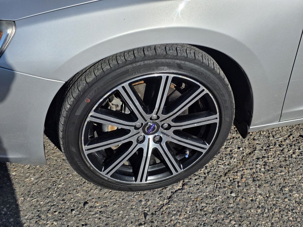 2014 Volvo S60 T5 AWD photo 7