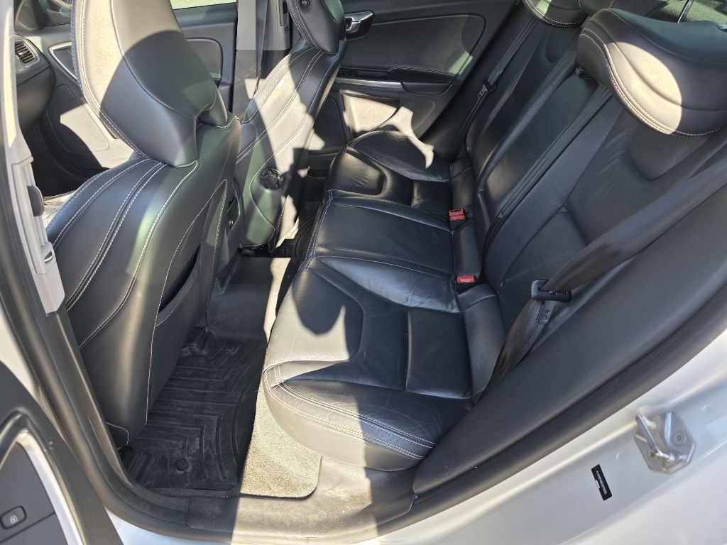 2014 Volvo S60 T5 AWD photo 17