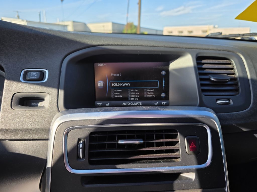 2014 Volvo S60 T5 AWD photo 19