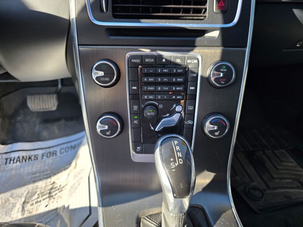 2014 Volvo S60 T5 AWD photo 20