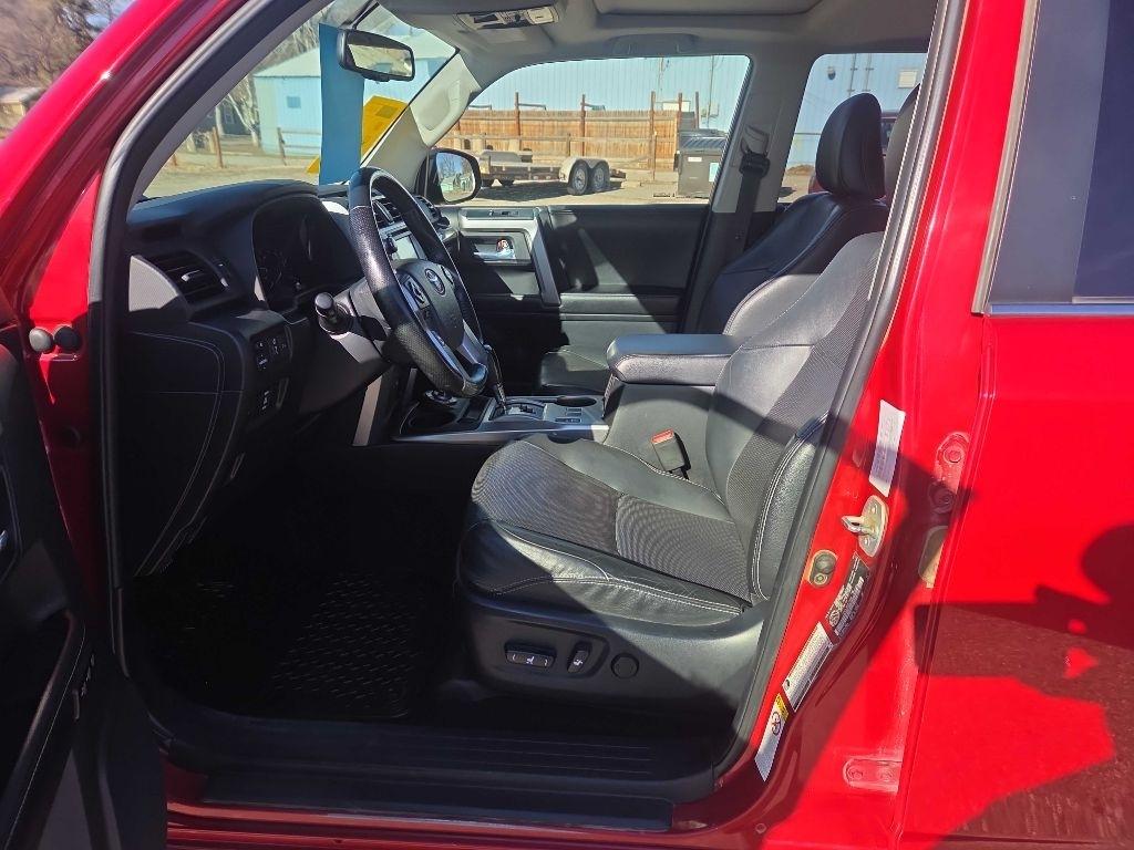 Toyota 4Runner  2014