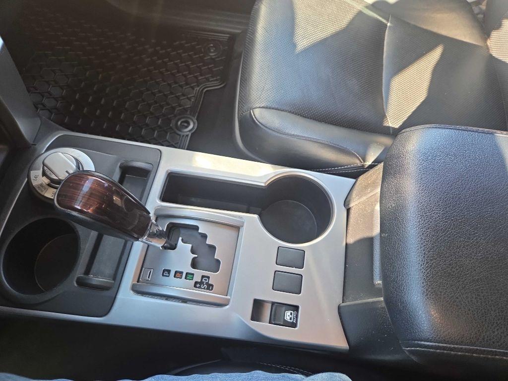 Toyota 4Runner  2014