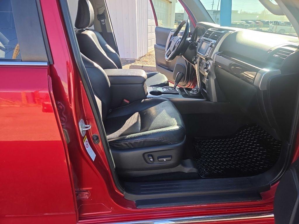 Toyota 4Runner  2014