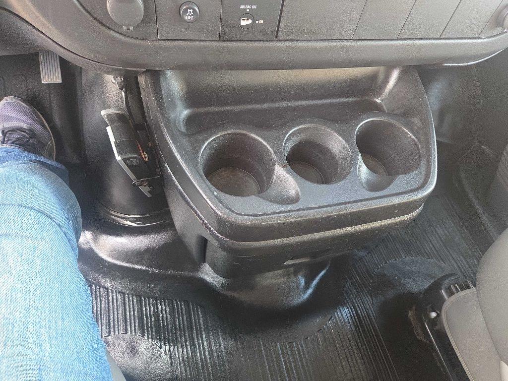 Chevrolet Express  2012