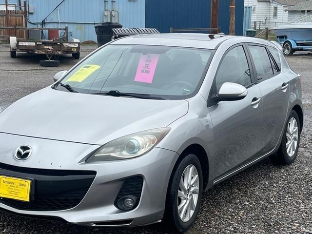 Silver 2013 Mazda MAZDA3 i Grand Touring Hatchback Hatchback Front-Wheel Drive Automatic