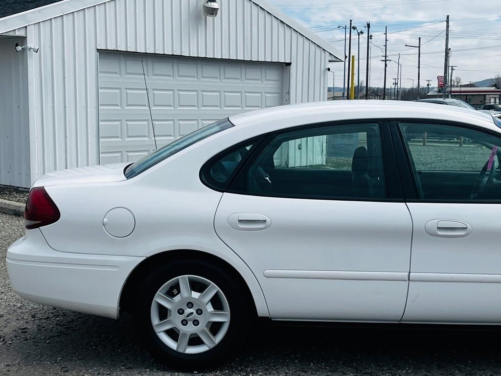 Ford Taurus  2007