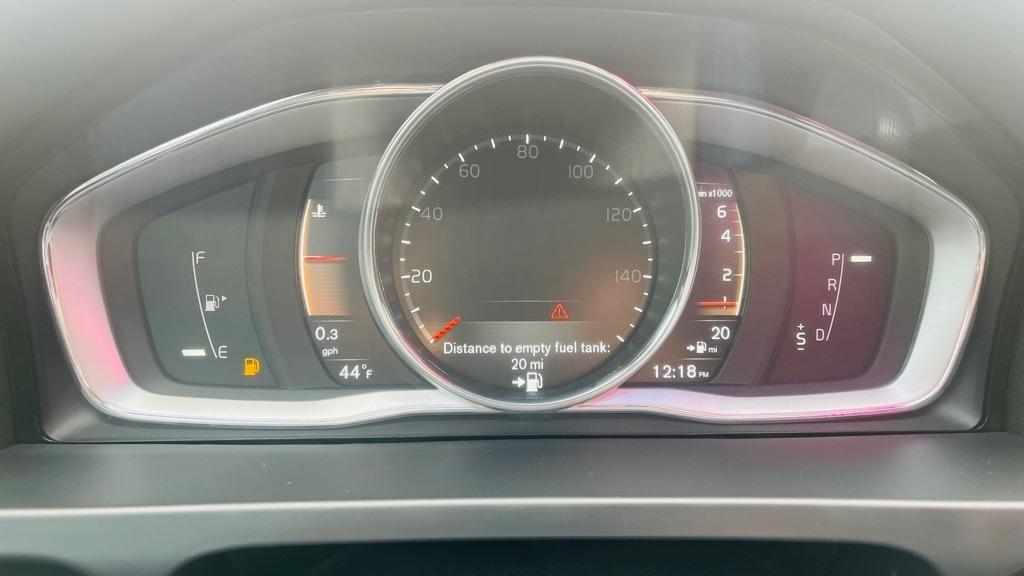 Volvo V60 Cross Country  2018