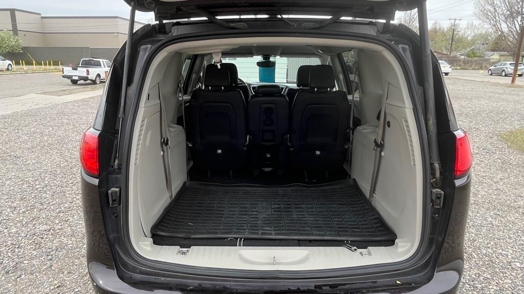 Chrysler Pacifica  2017