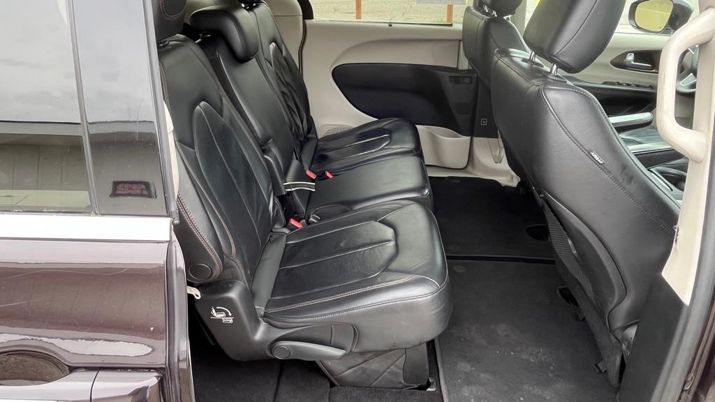 Chrysler Pacifica  2017