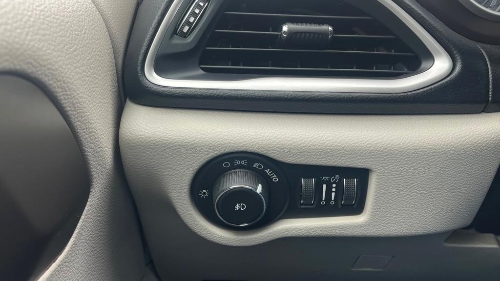 Chrysler Pacifica  2017