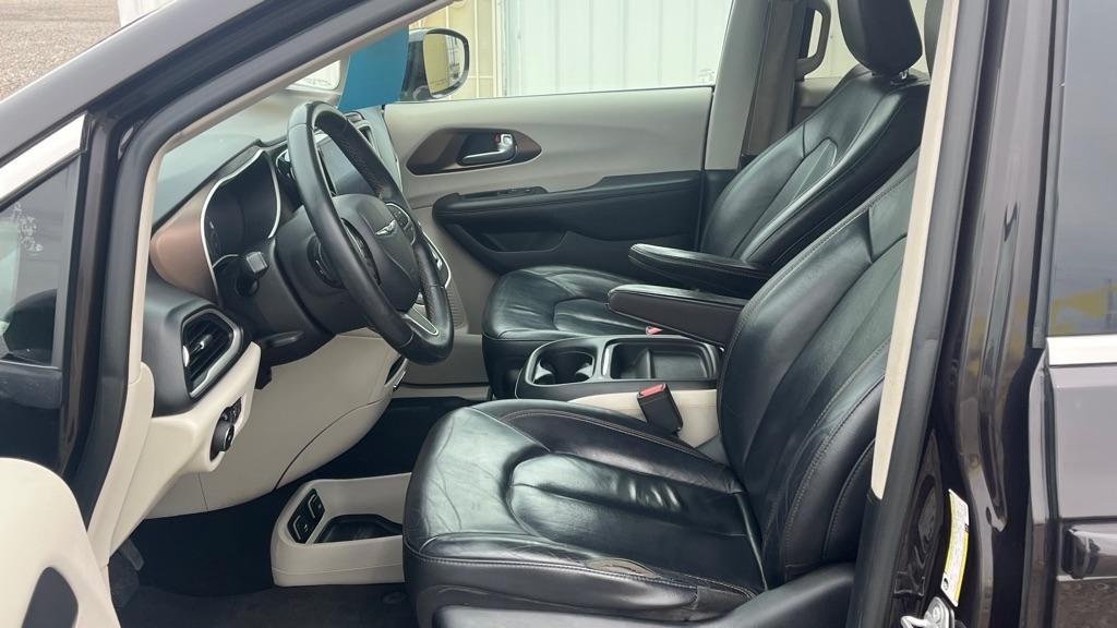 Chrysler Pacifica  2017