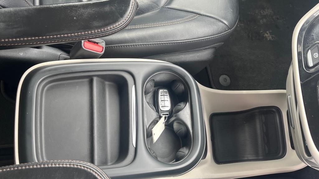 Chrysler Pacifica  2017