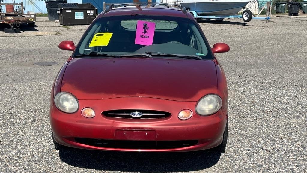 Ford Taurus Wagon  1998