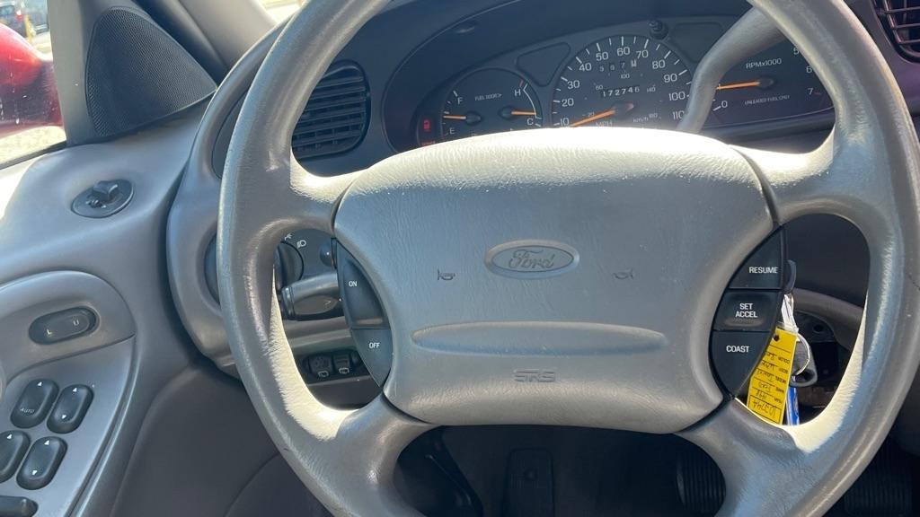 Ford Taurus Wagon  1998