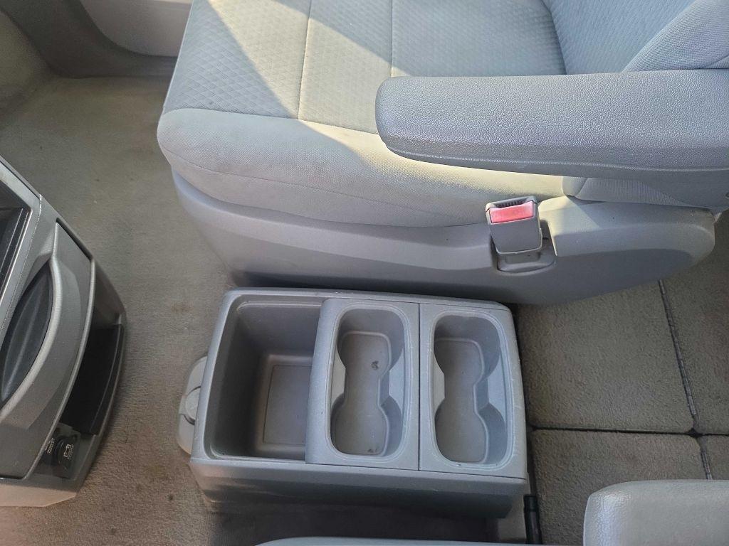 Chrysler Town & Country  2010