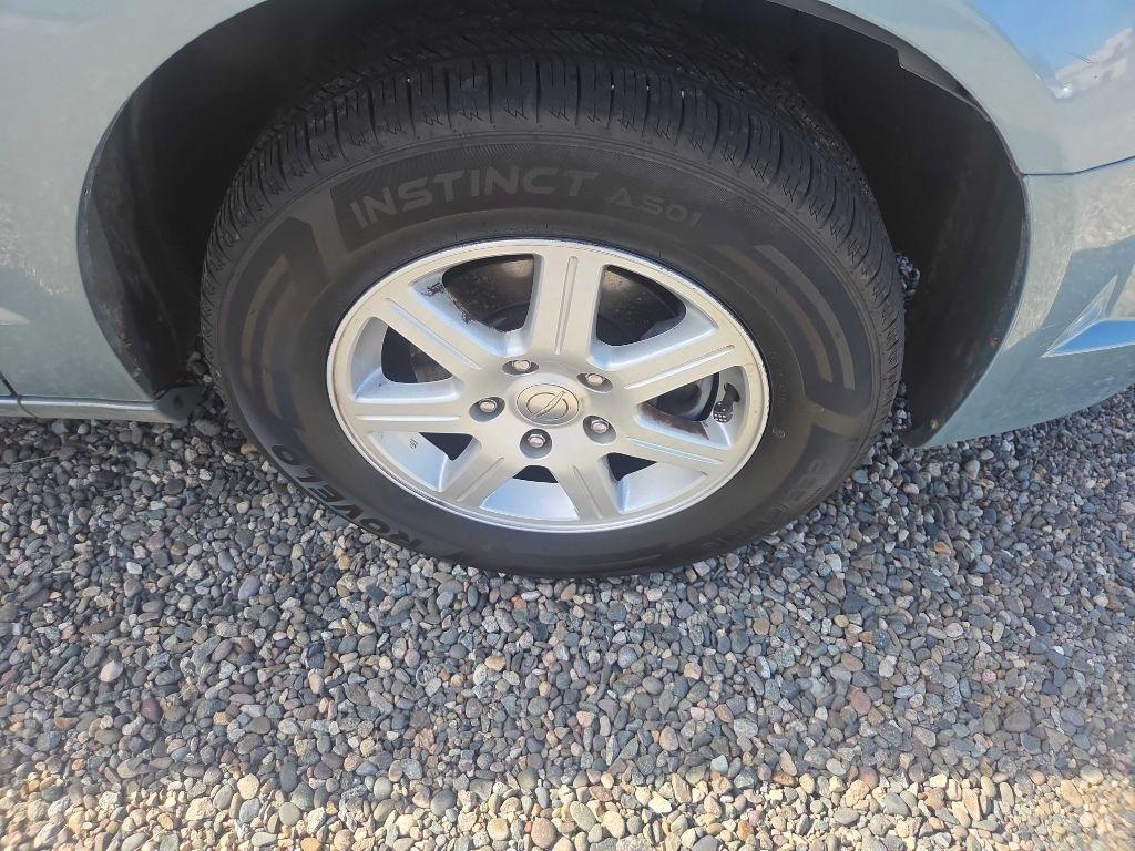 Chrysler Town & Country  2010