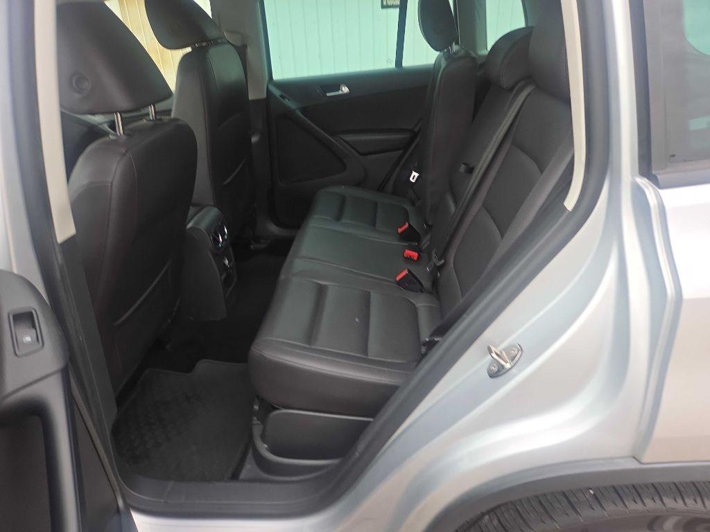 Volkswagen Tiguan  2015