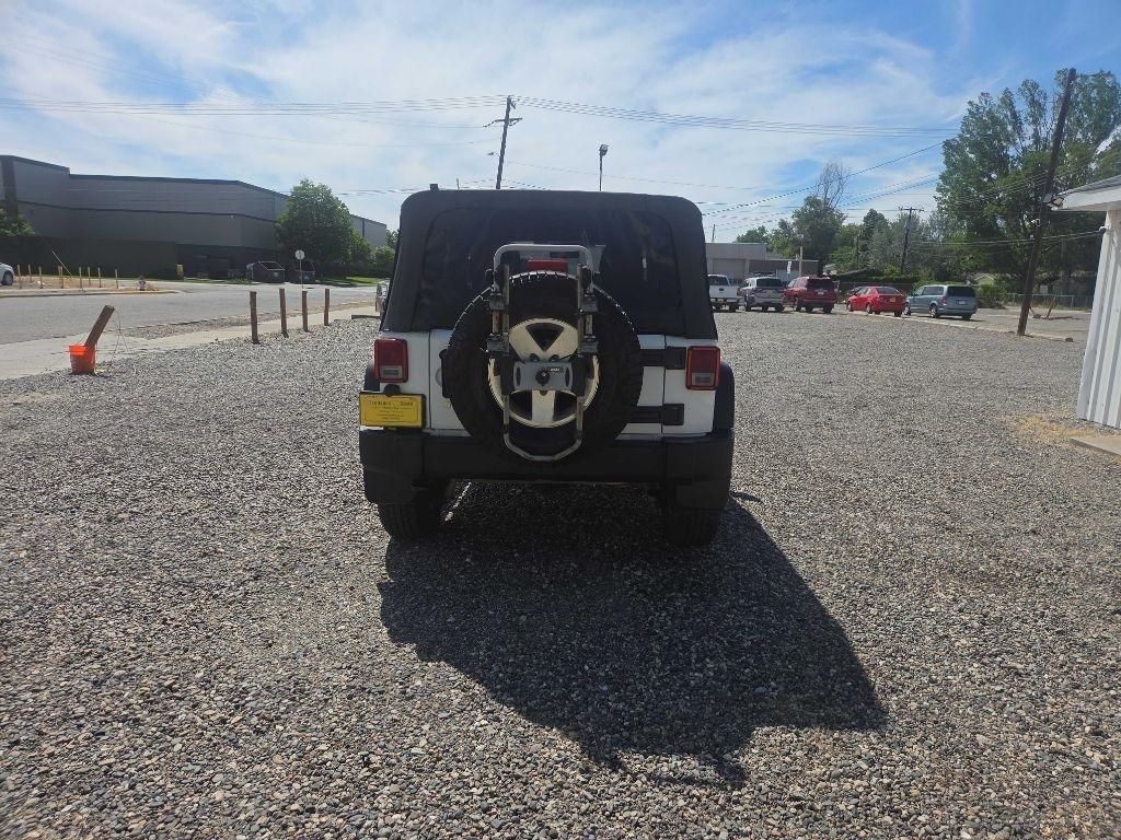 Jeep Wrangler  2011