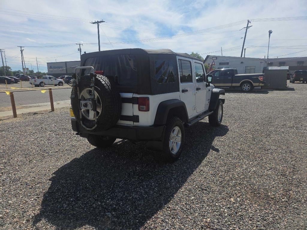 Jeep Wrangler  2011