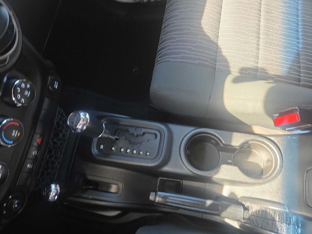 Jeep Wrangler  2011