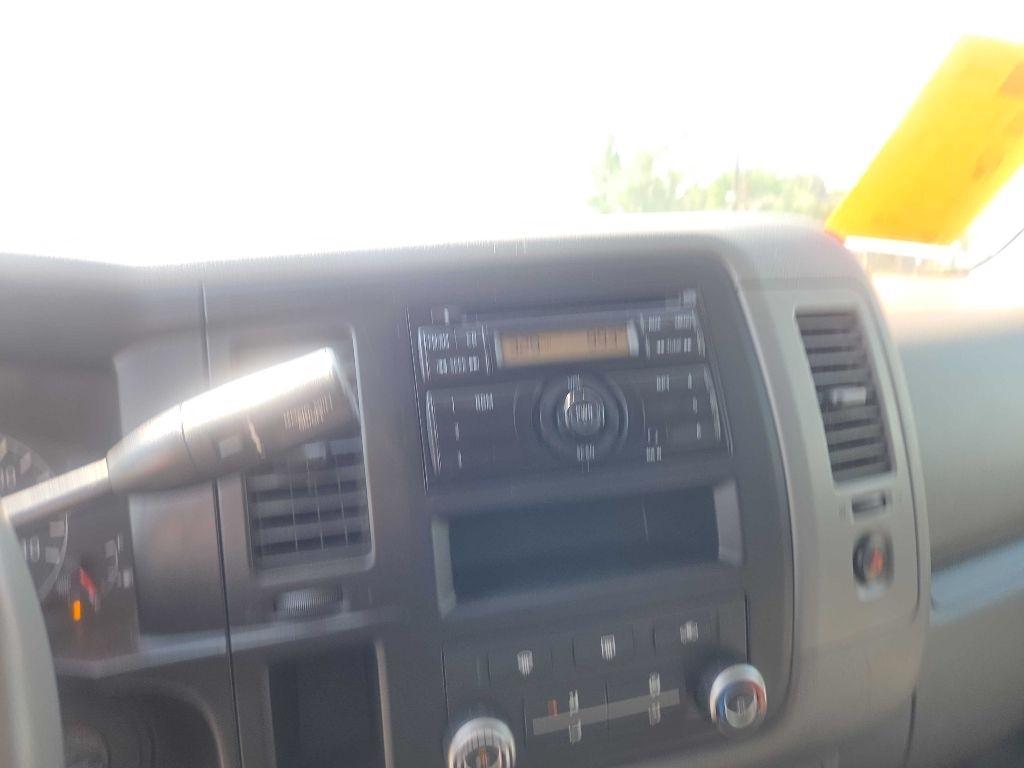 Nissan NV Passenger  2016