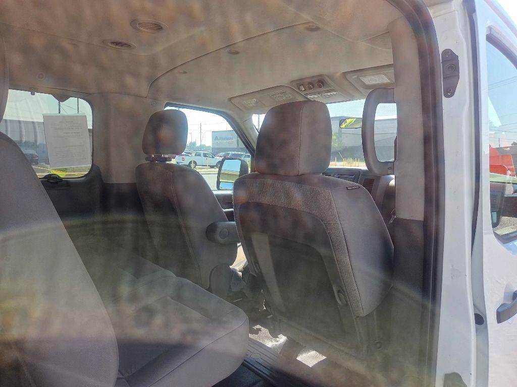 Nissan NV Passenger  2016
