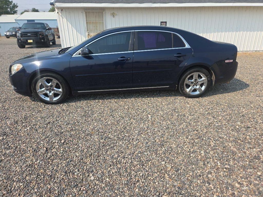 Chevrolet Malibu  2010