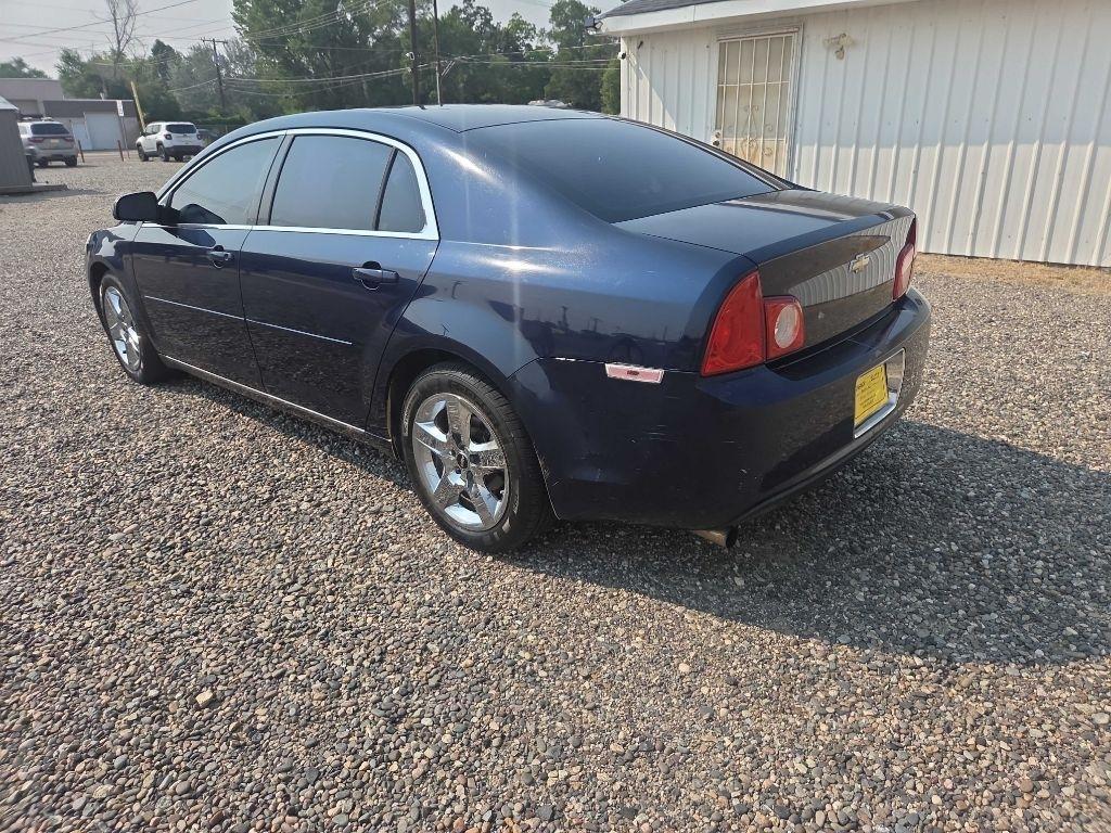 Chevrolet Malibu  2010