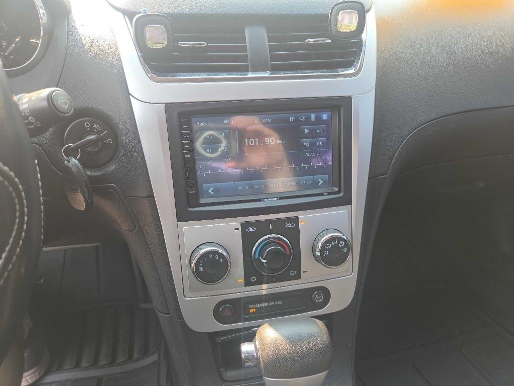 Chevrolet Malibu  2010