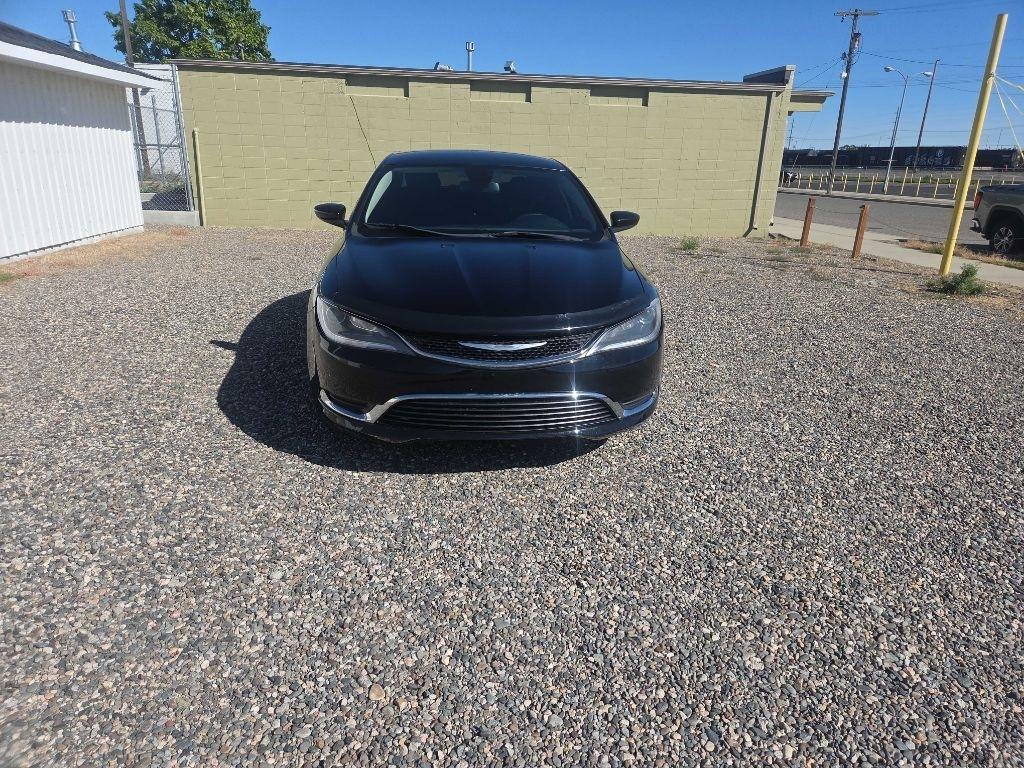 Chrysler 200  2015
