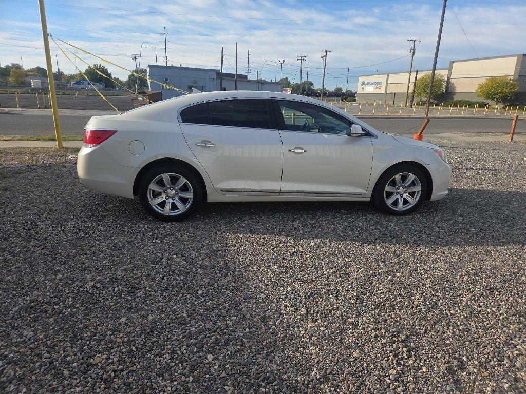 Buick LaCrosse  2013