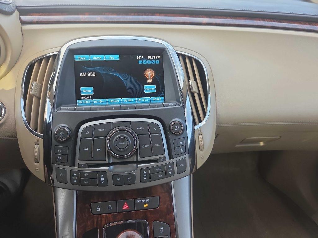 Buick LaCrosse  2013