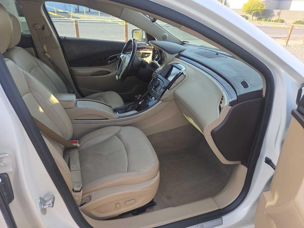 Buick LaCrosse  2013