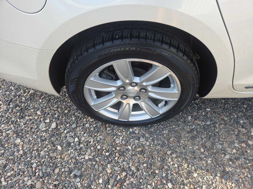 Buick LaCrosse  2013
