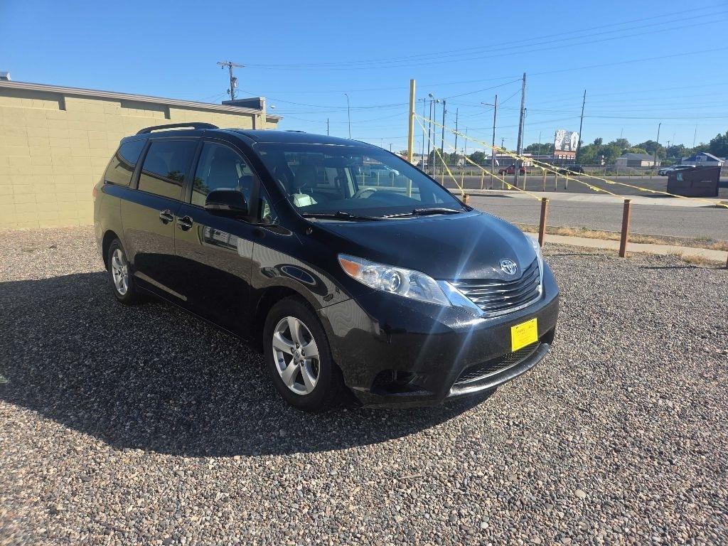 Toyota Sienna  2014