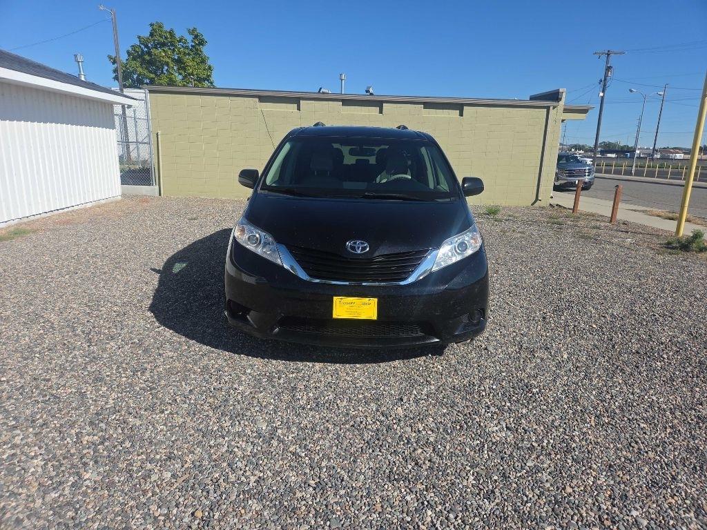 Toyota Sienna  2014