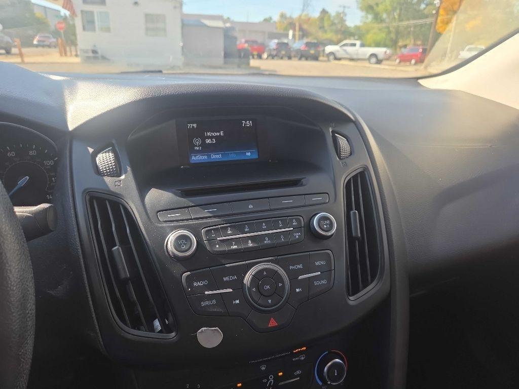 Ford Focus  2015