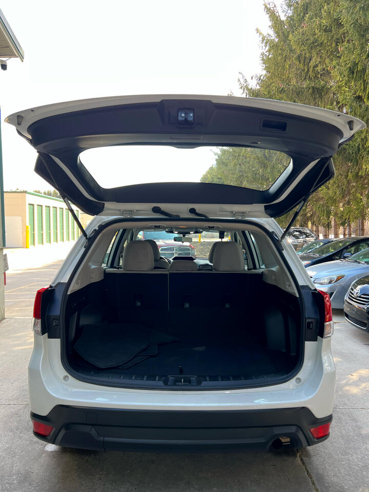 Subaru Forester Base 2023